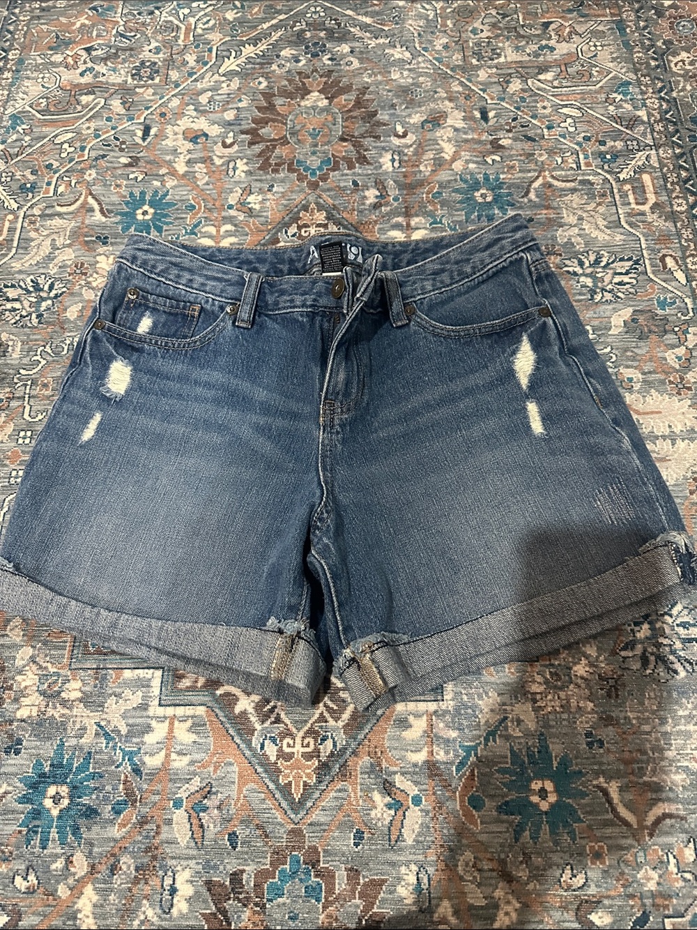 Apt. 9 Distressed Blue Denim Roll-Cuff Shorts
